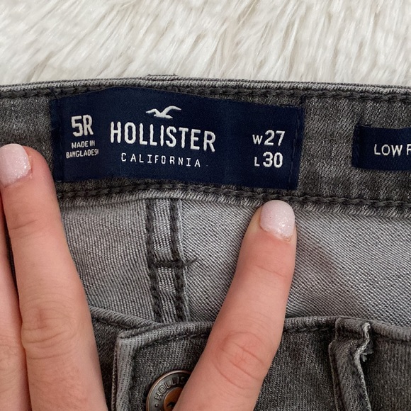 Hollister dark jeans - Picture 2 of 4